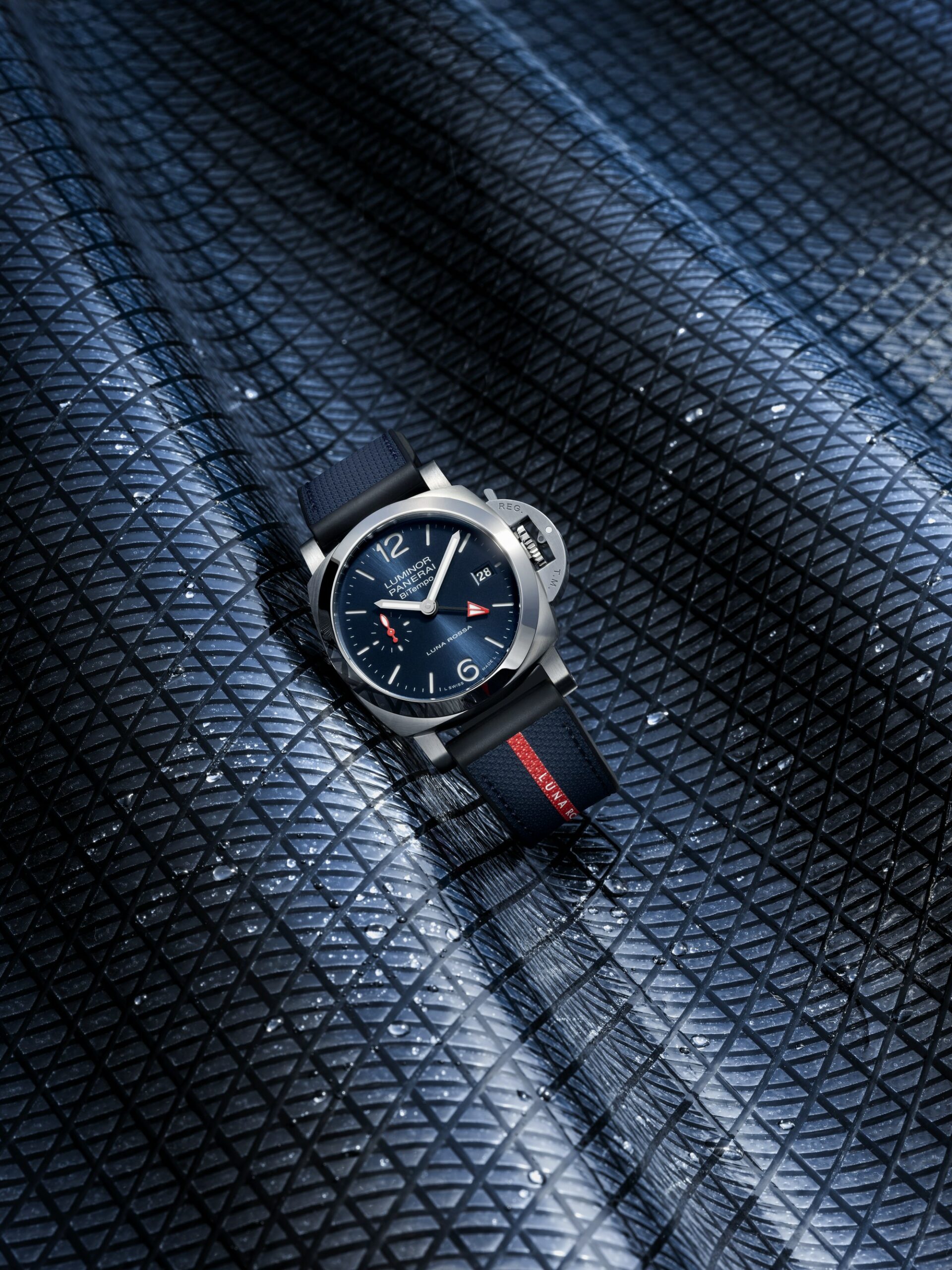 Luminor Quaranta Bitempo Luna Rossa - Image 2