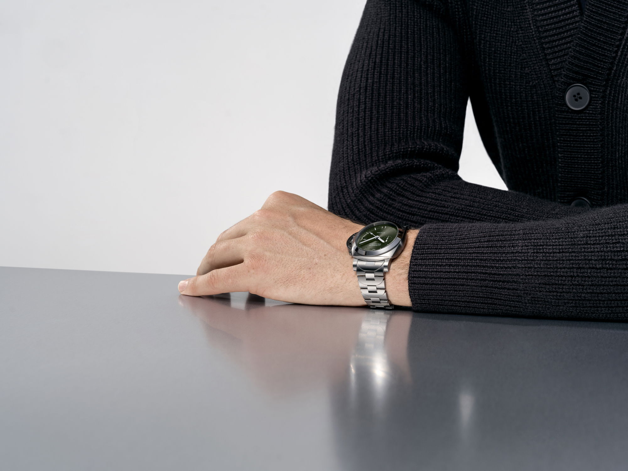 Luminor Quaranta BiTempo Metal Bracelet - Image 6