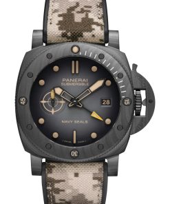 Submersible QuarantaQuattro GMT Navy SEALs Carbotech