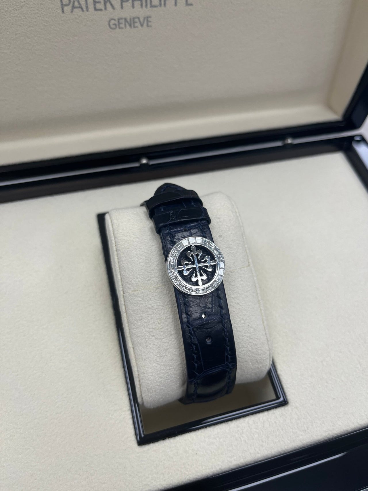 FLYBACK CHRONOGRAPH. ANNUAL CALENDAR. JOAILLERIE. Platinum 5961P-001 - Image 12