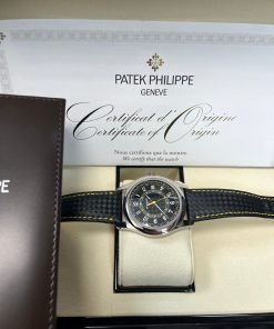 Alternative view of DATE. SWEEP SECONDS. White gold 6007G-001