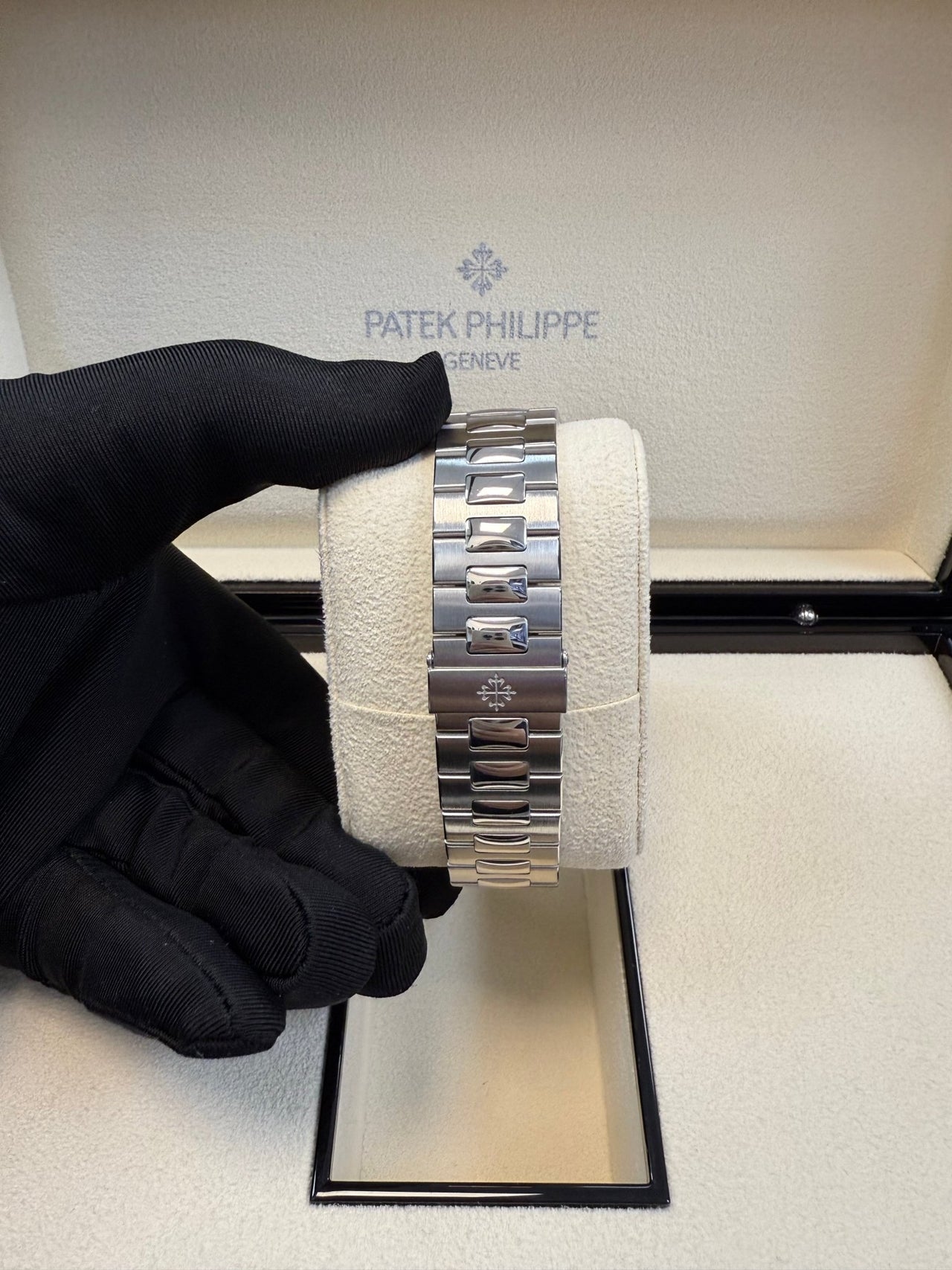 Patek Philippe Nautilus Chronograph White Dial 5980/1A-019 - Image 13