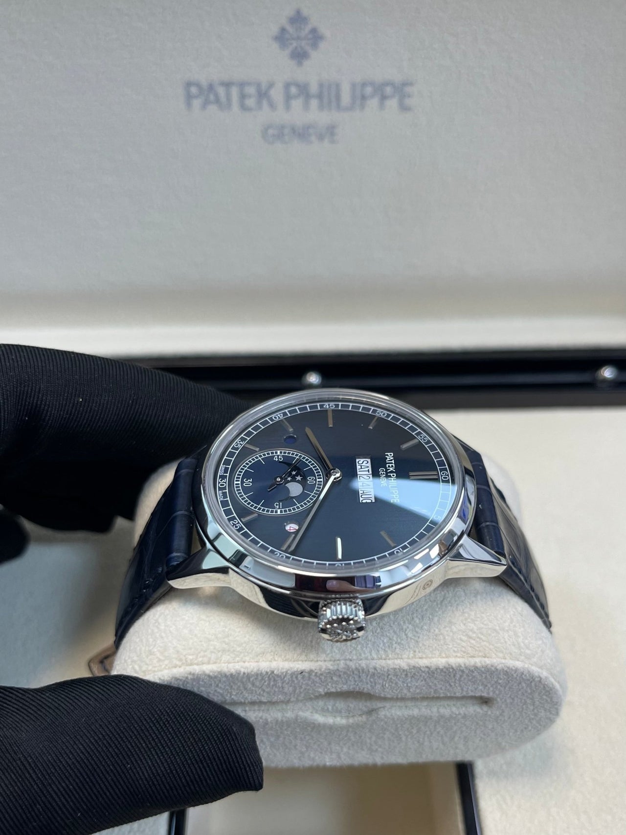 IN-LINE PERPETUAL CALENDAR Platinum 5236P-001 - Image 8