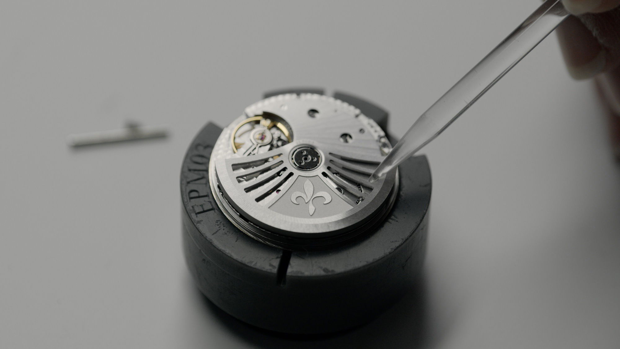 Royale Paris 36 - Image 3