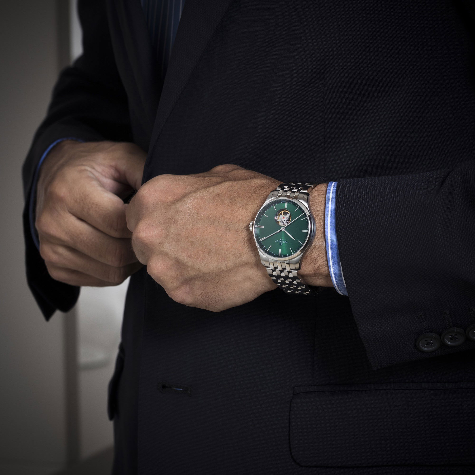 Weekend Open Heart Green - Image 3