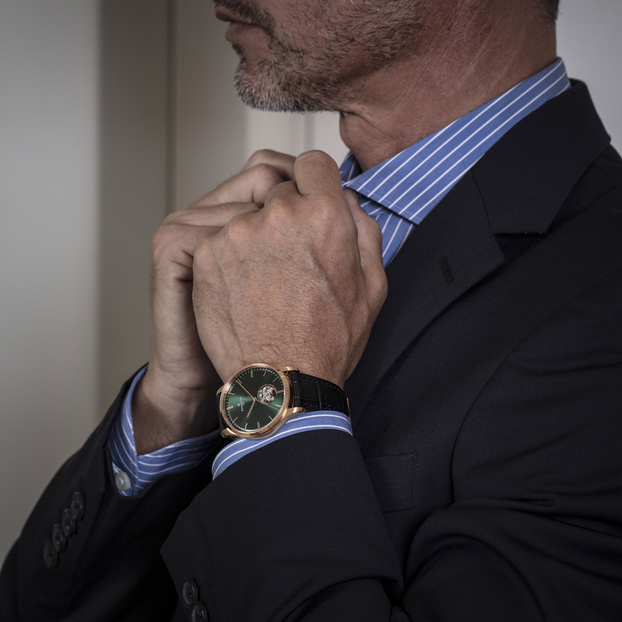 Weekend Open Heart Green - Image 3