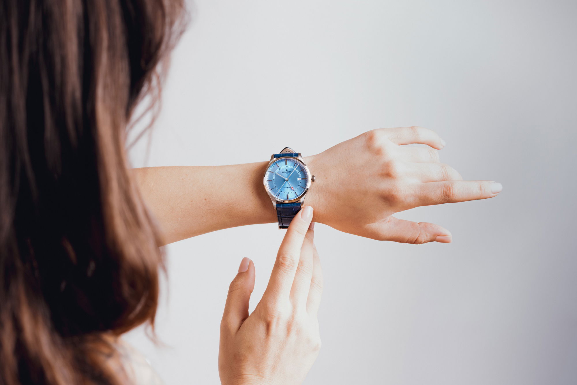 Weekend GMT Ice Blue - Image 5