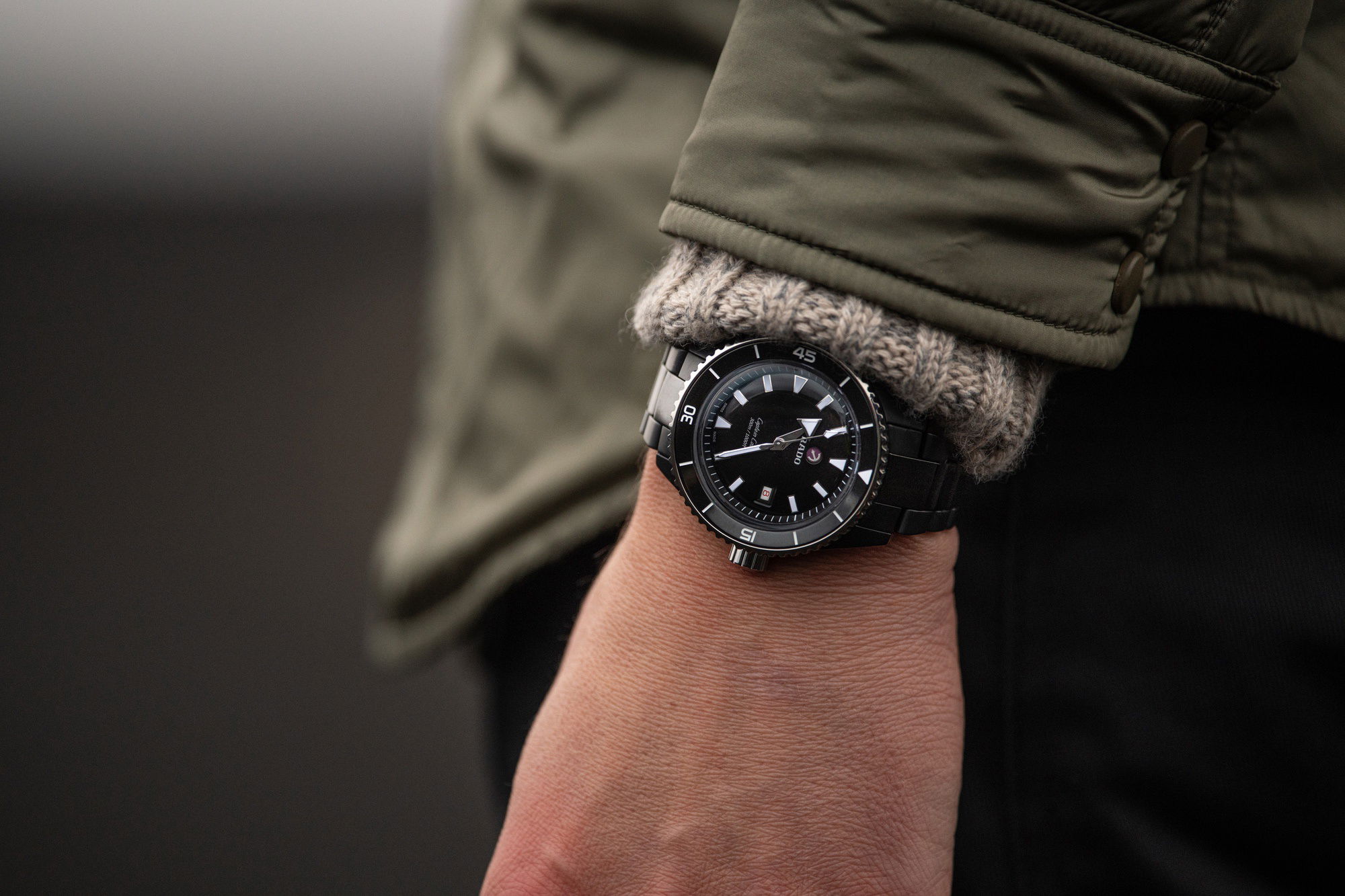 Captain Cook High-Tech Ceramic Diver - Image 8