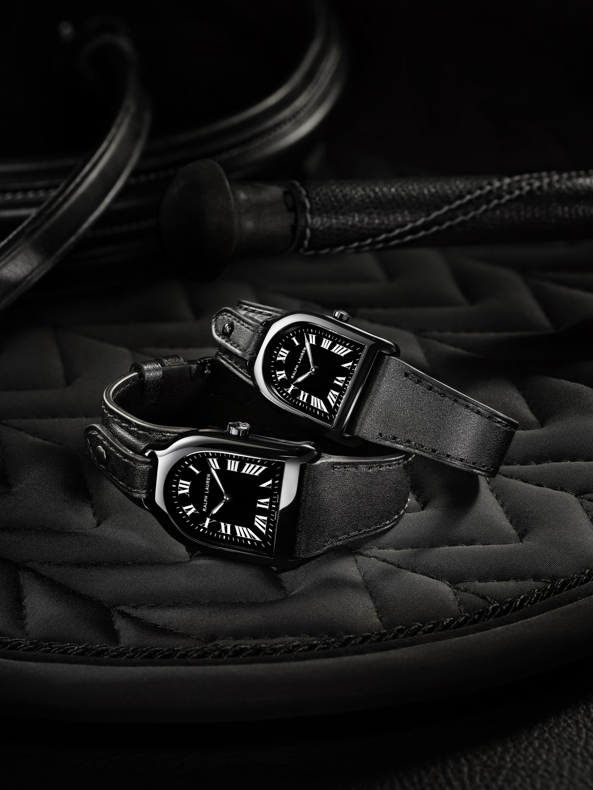 Stirrup Small Black - Image 5