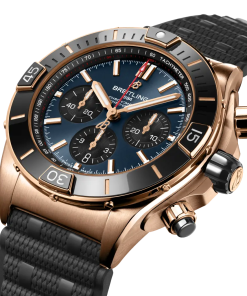 Alternative view of SUPER CHRONOMAT B01 44