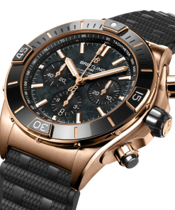 Alternative view of SUPER CHRONOMAT B01 44