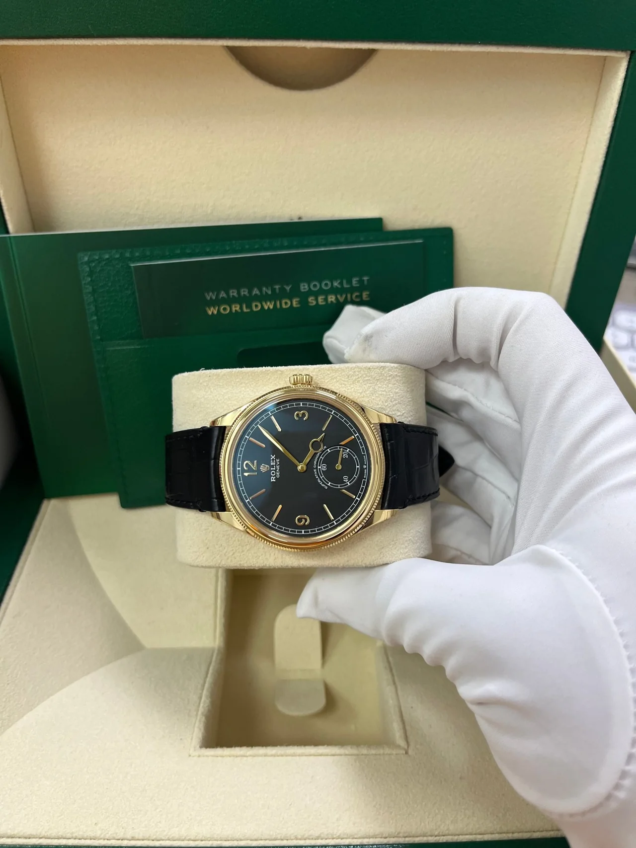 Rolex 1908 18 ct yellow gold polished finish 52508-0002 - Image 2