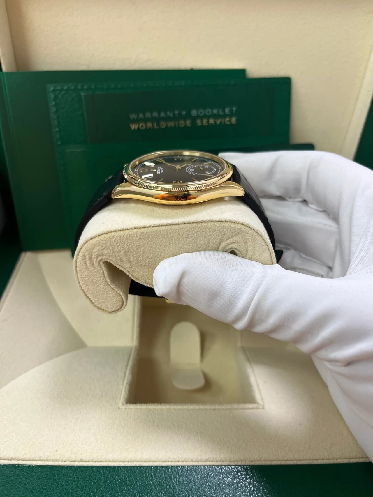 Rolex 1908 18 ct yellow gold polished finish 52508-0002 - Image 3