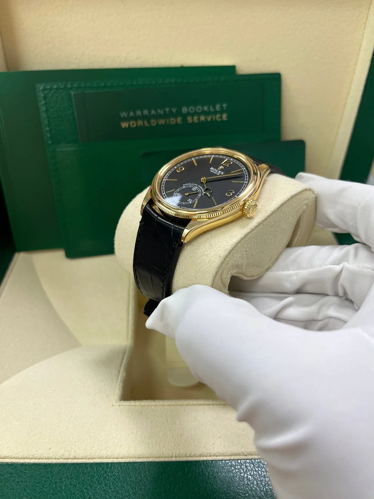 Rolex 1908 18 ct yellow gold polished finish 52508-0002 - Image 5