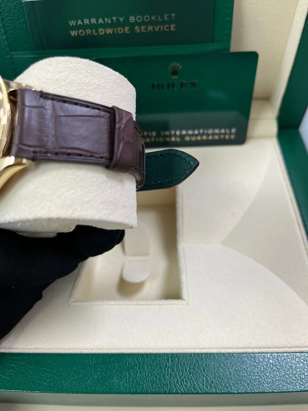 Rolex 1908 18 ct yellow gold polished finish 52508-0006 - Image 3