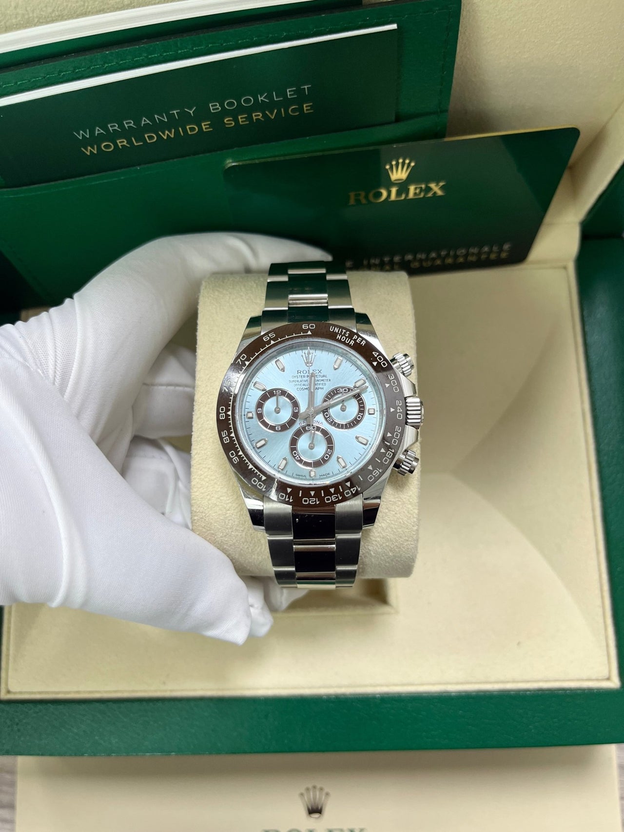 Rolex Cosmograph Daytona 40 mm Platinum 116506 - Image 10