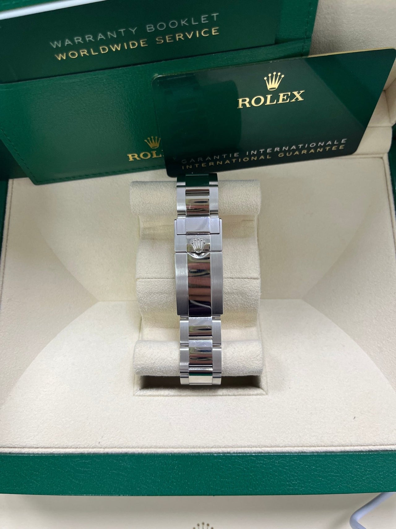 Rolex Cosmograph Daytona 40 mm Platinum 116506 - Image 4