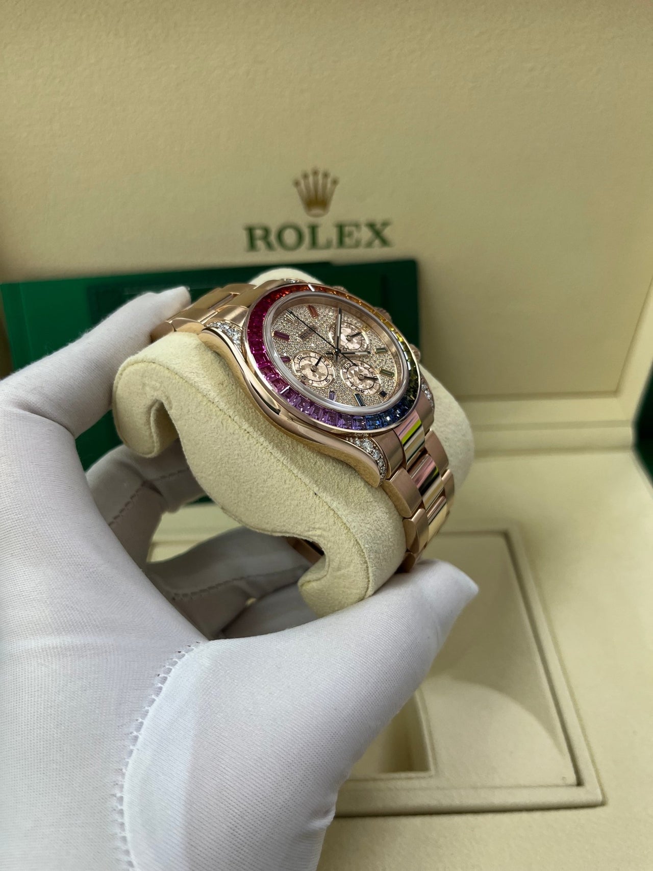 Rolex Cosmograph Everose Daytona Factory Diamond Rainbow Edition Ref# 116595RBOW) - Image 15
