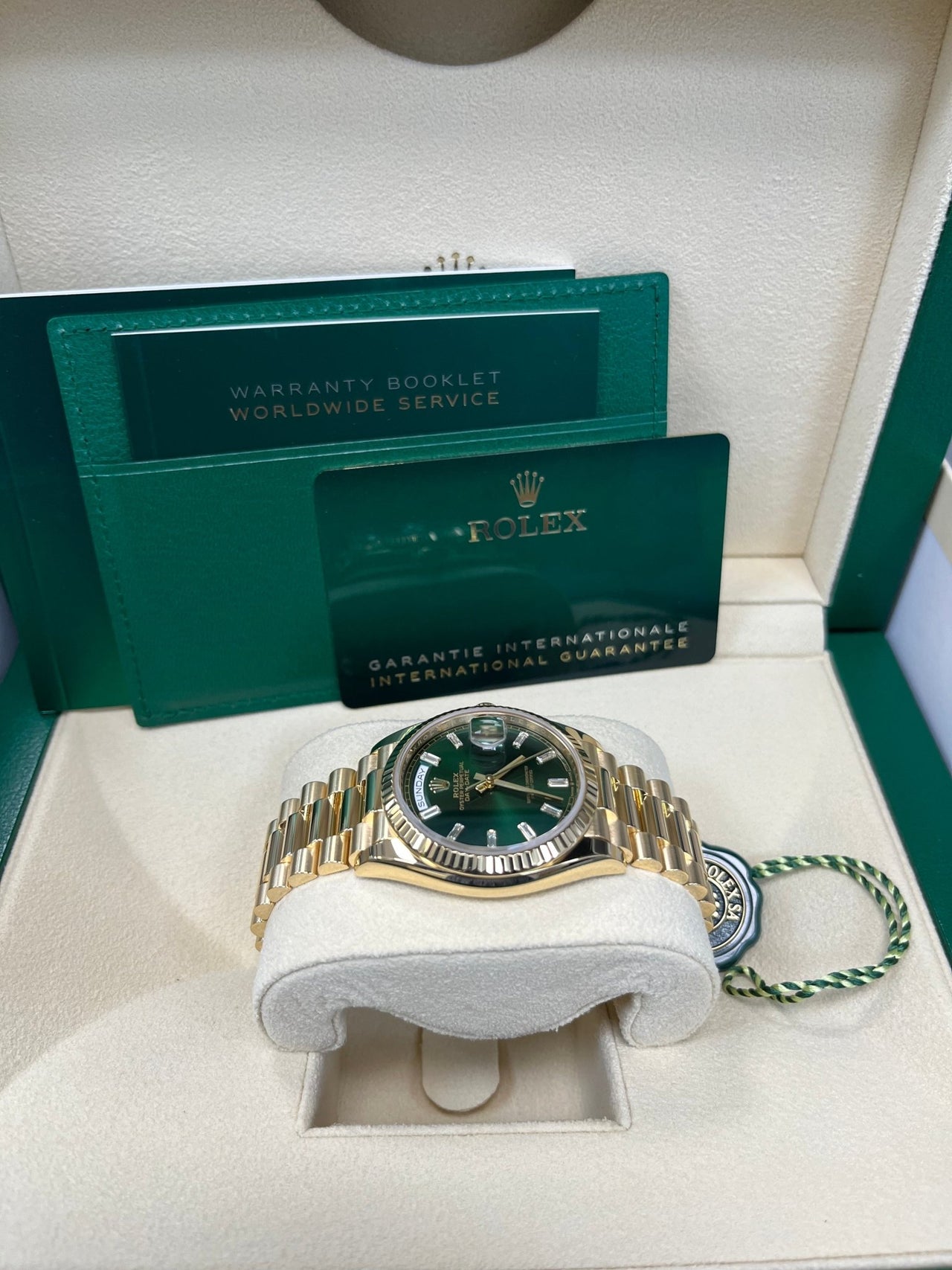 Rolex Day-Date 36 36 mm yellow gold 128238-0130 - Image 6