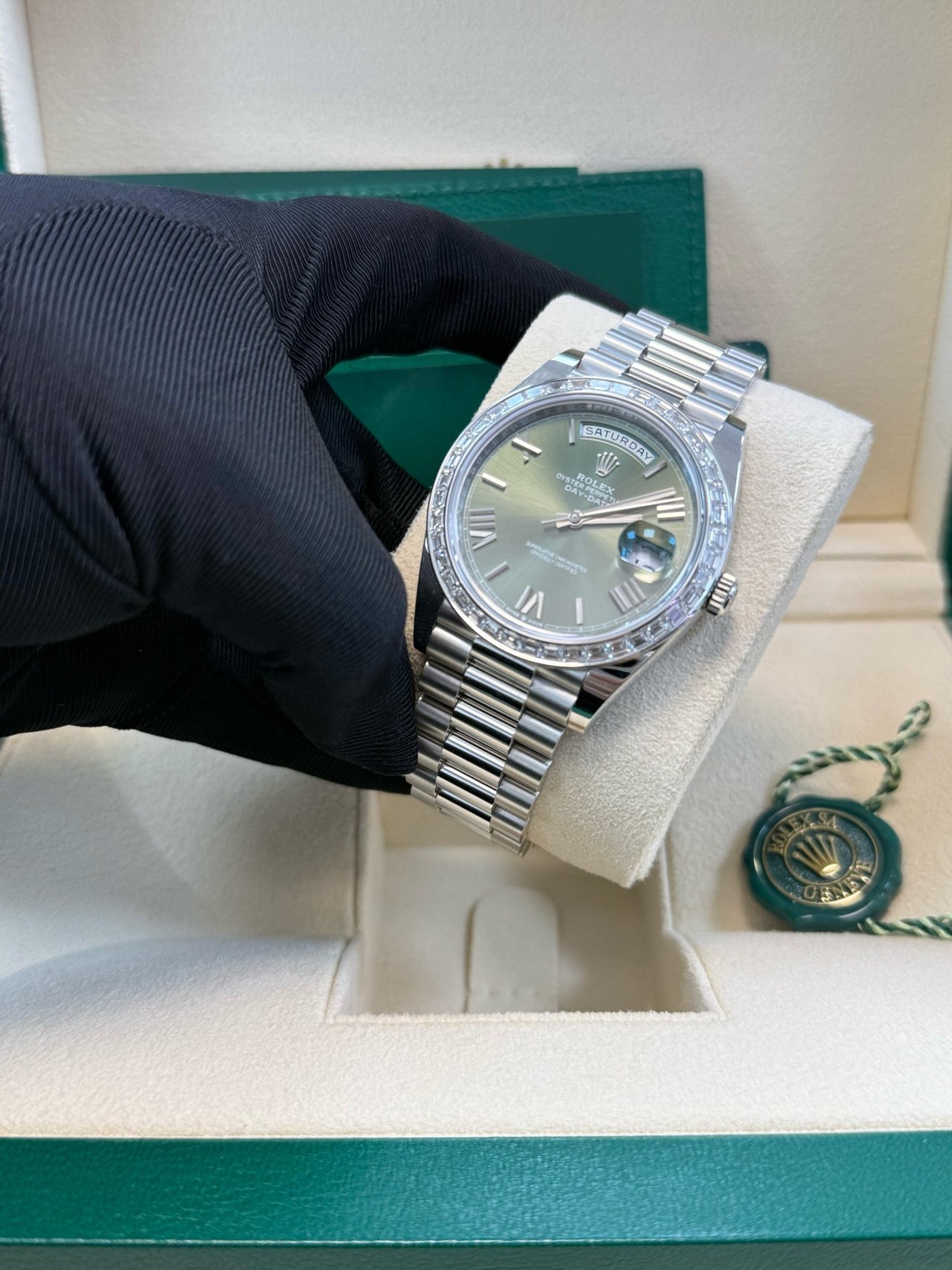 Rolex Day-Date 40 40 mm platinum and diamonds 228396tbr-0020 - Image 3