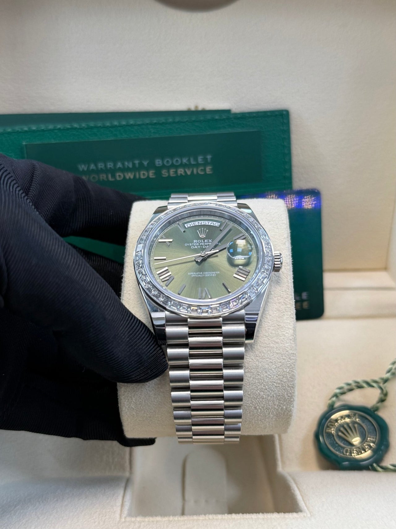 Rolex Day-Date 40 40 mm platinum and diamonds 228396tbr-0020 - Image 20