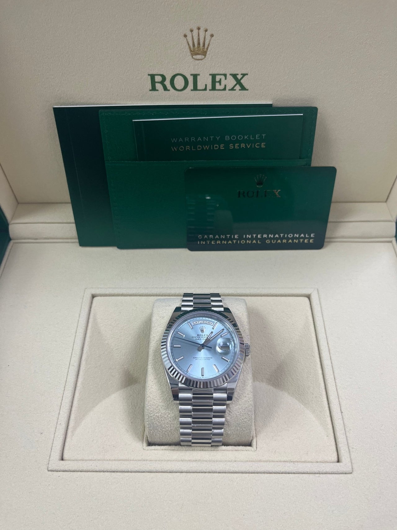 Rolex Day-Date 40 40 mm platinum 228236-0018 - Image 2