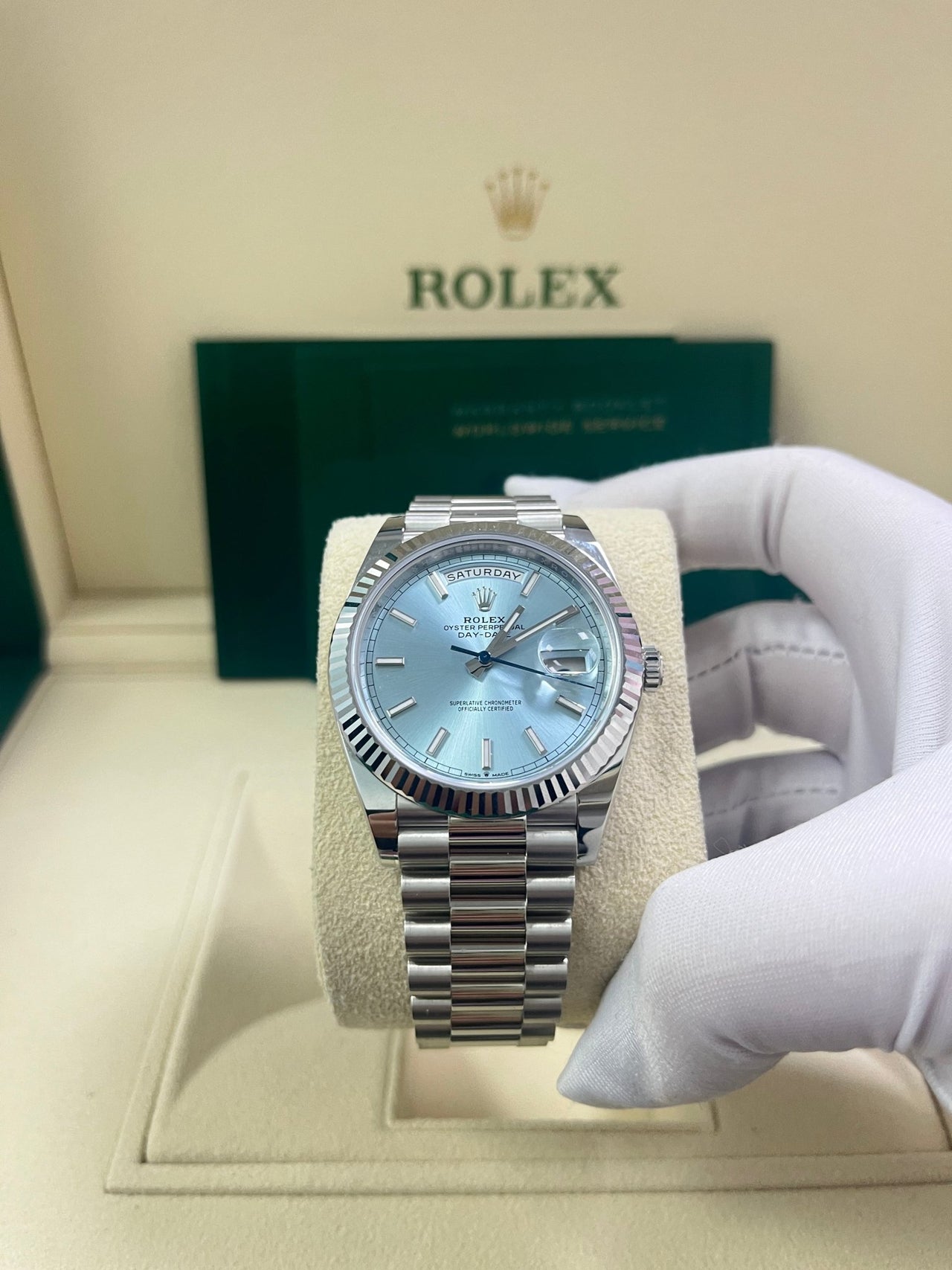 Rolex Day-Date 40 40 mm platinum 228236-0018 - Image 12
