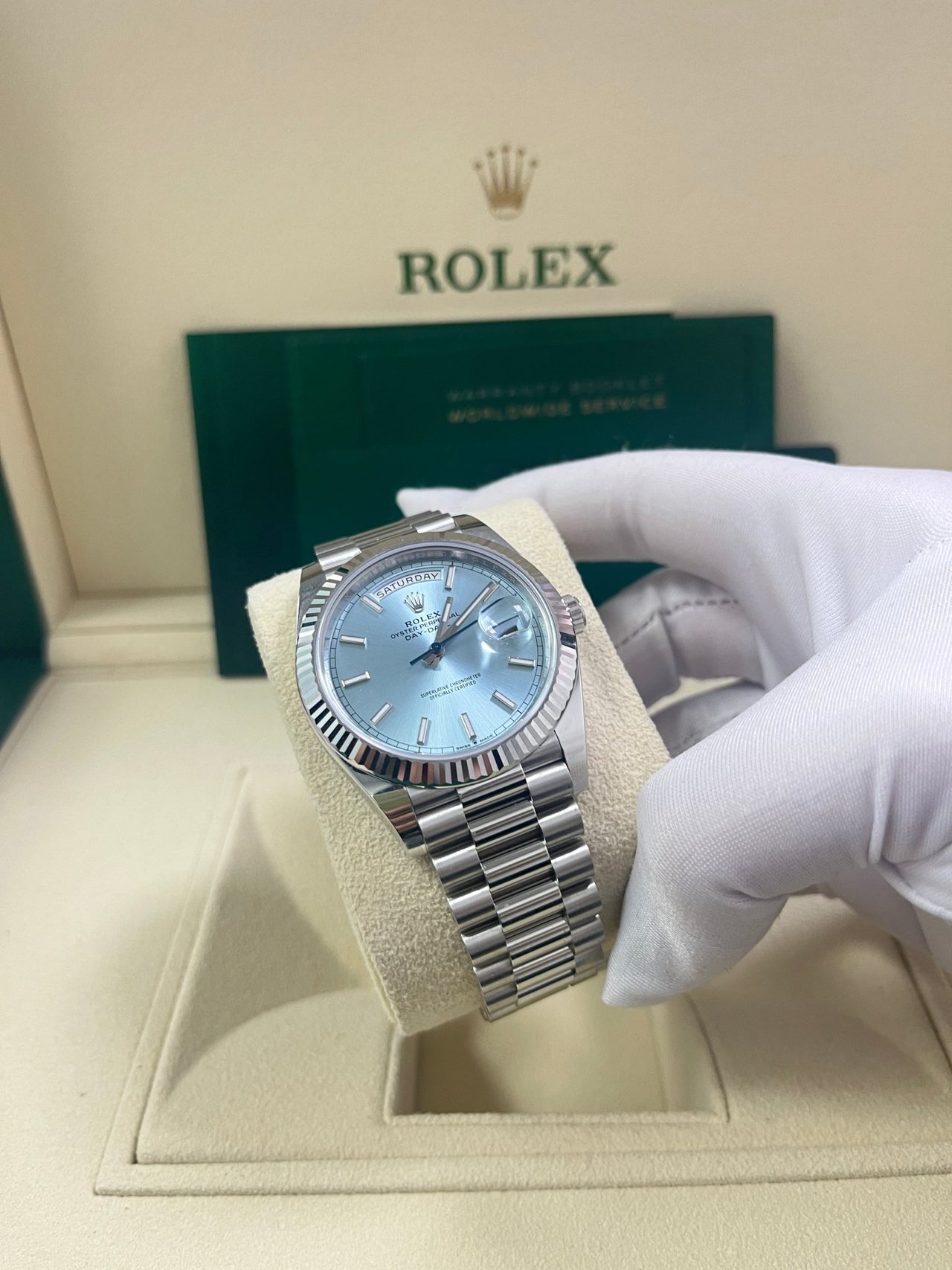 Rolex Day-Date 40 40 mm platinum 228236-0018 - Image 9