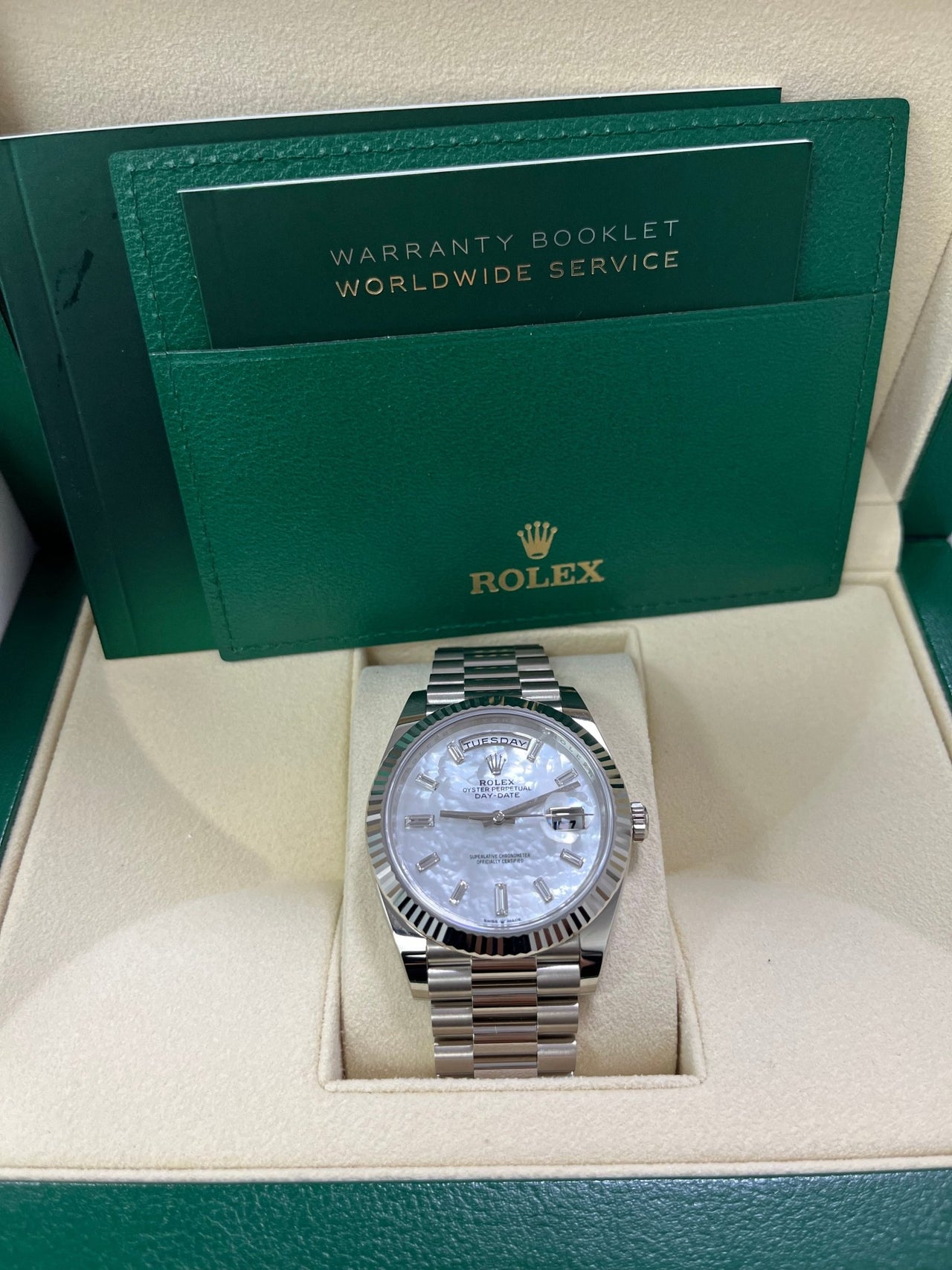 Rolex Day-Date 40 40 mm white gold 228239-0078 - Image 2