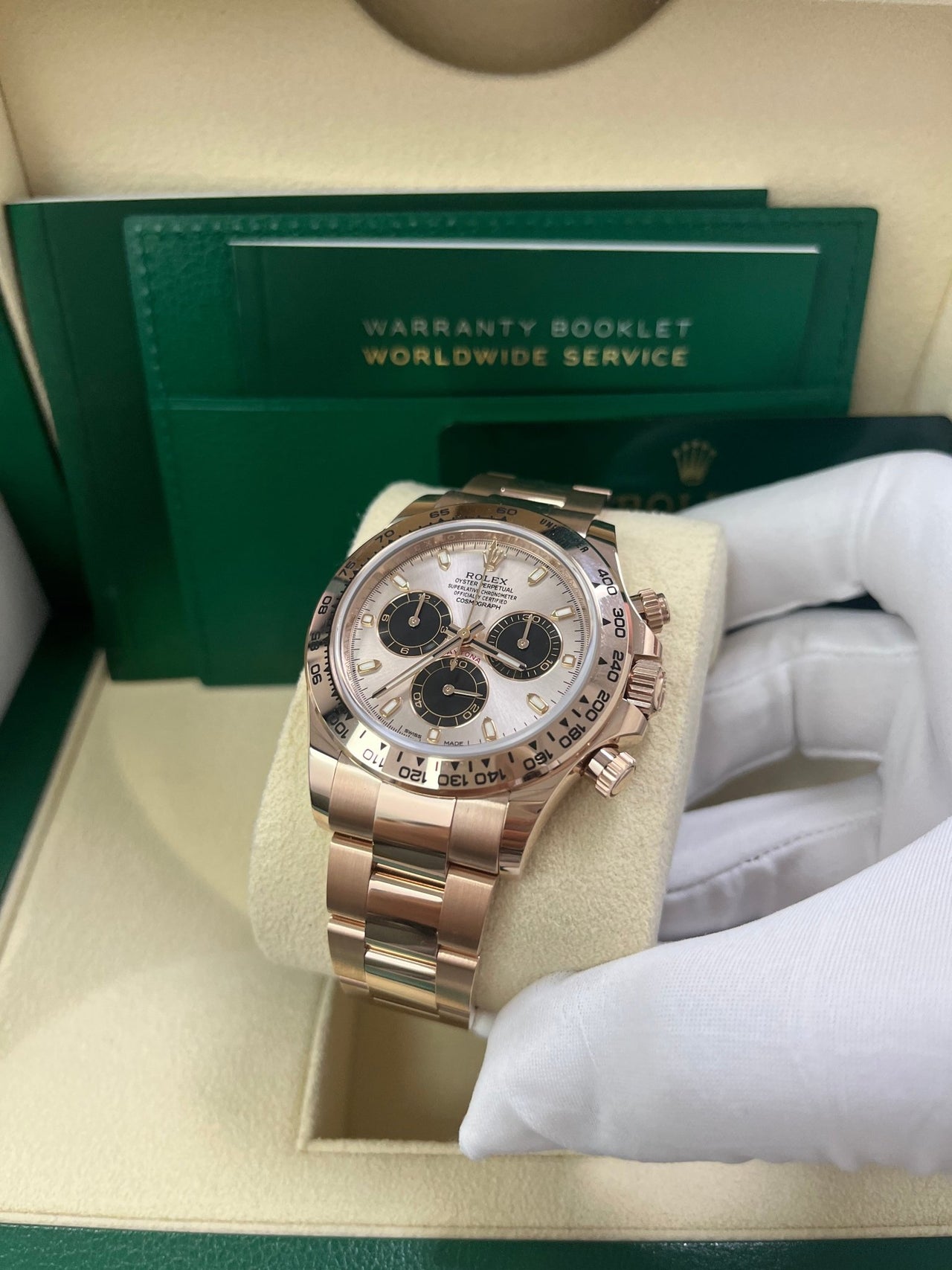 Rolex Daytona 40mm/ 18k Rose Gold/ Sundust Index Cosmograph Dial/ Black Sub-dials (Ref# 116505) - Image 7
