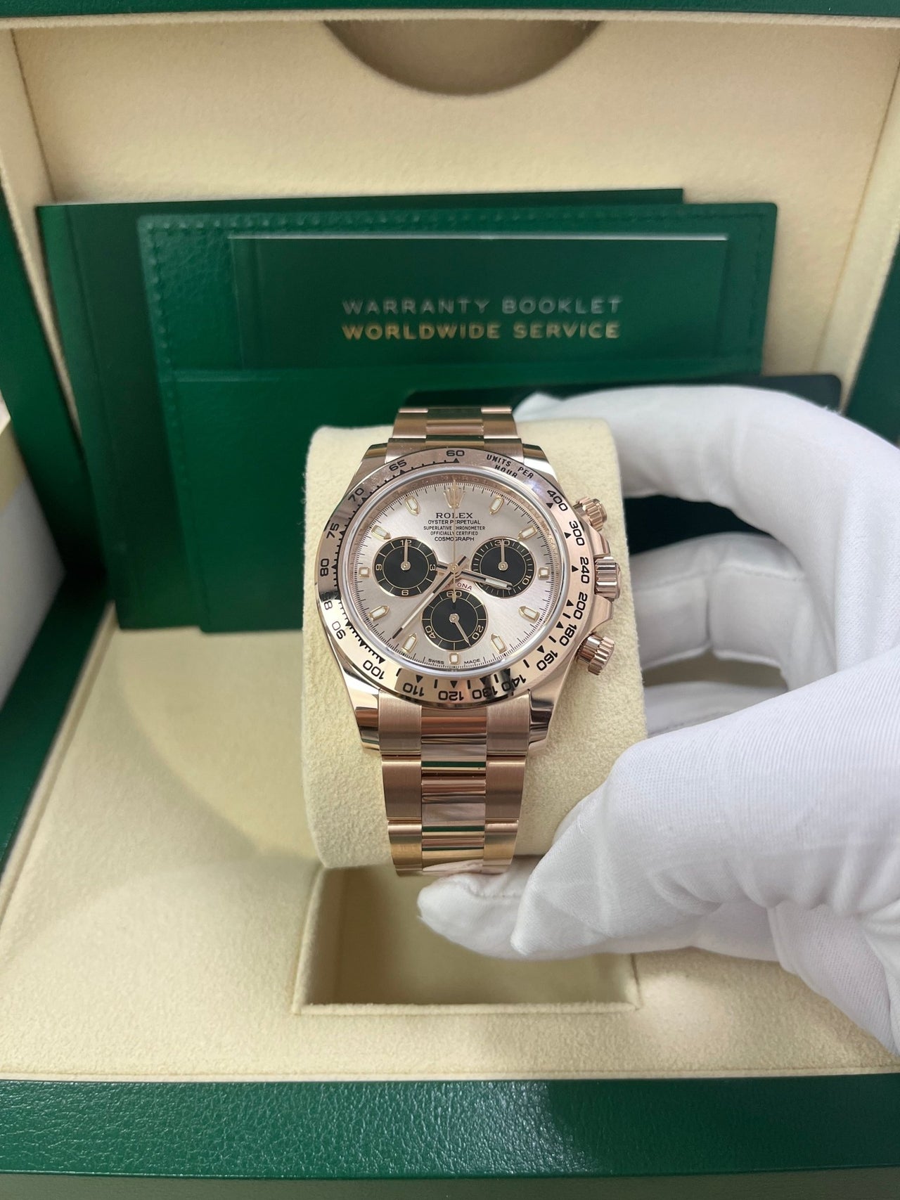 Rolex Daytona 40mm/ 18k Rose Gold/ Sundust Index Cosmograph Dial/ Black Sub-dials (Ref# 116505) - Image 10
