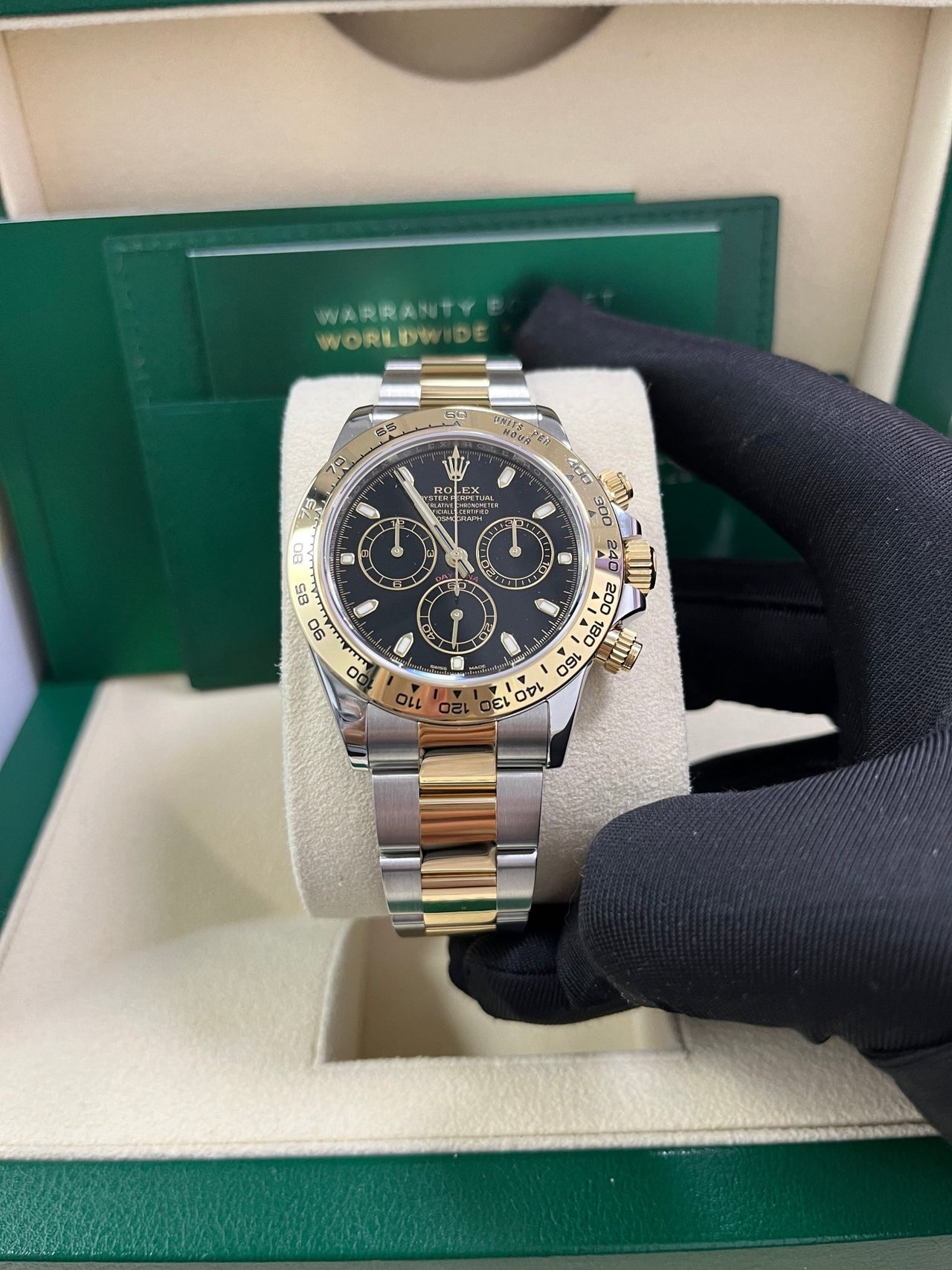 Rolex Daytona 40mm Yellow Rolesor Cosmograph - Black Index Dial (Ref# 116503) - Image 9