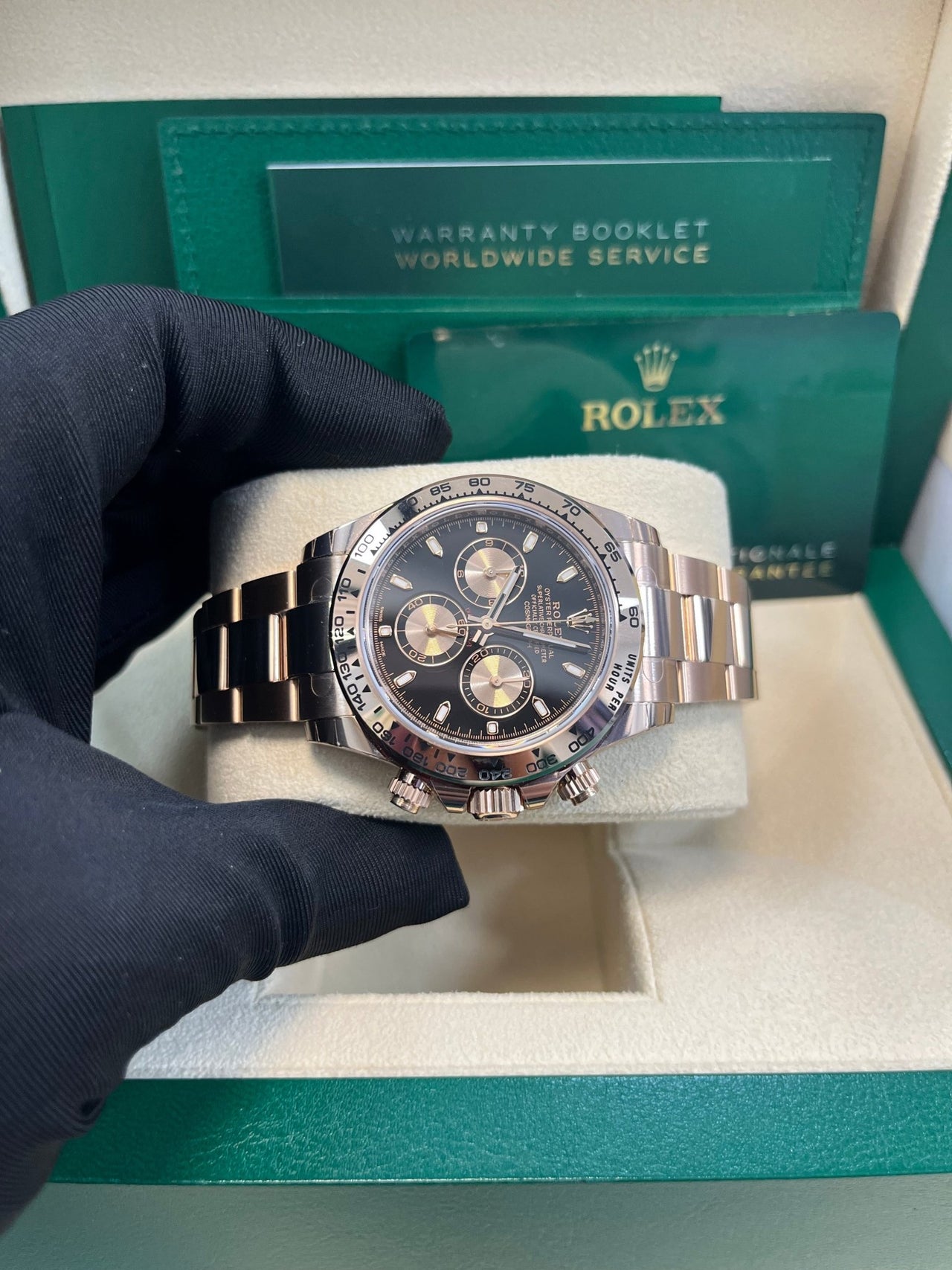 Rolex Daytona Everose Gold Cosmograph/ Black Index Dial (Ref# 116505) - Image 9