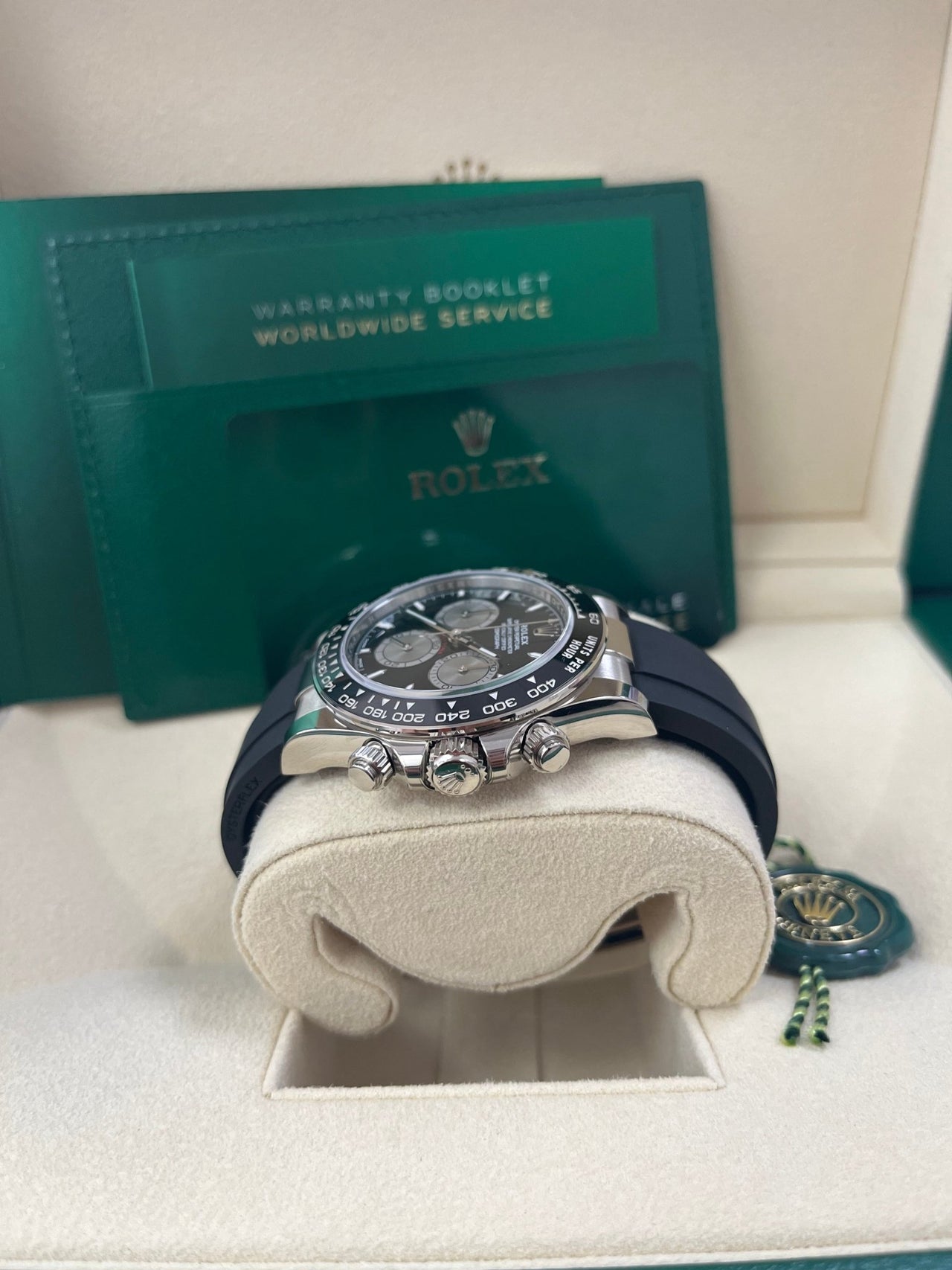 Rolex Cosmograph Daytona 40 mm white gold 126519ln-0002 - Image 6