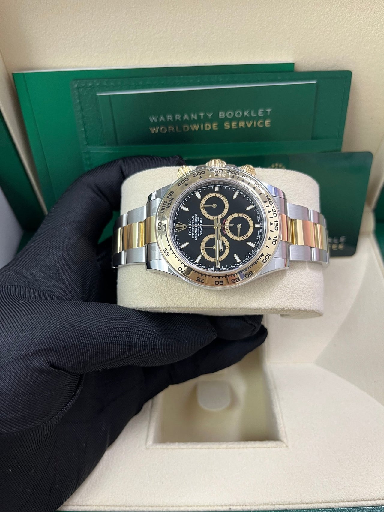 Rolex Cosmograph Daytona 40 mm Oystersteel and yellow gold 126503-0003 - Image 10