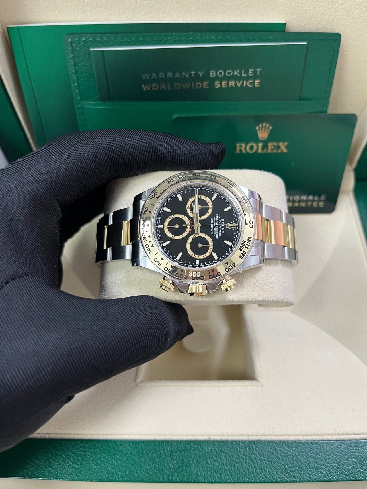 Rolex Cosmograph Daytona 40 mm Oystersteel and yellow gold 126503-0003 - Image 11