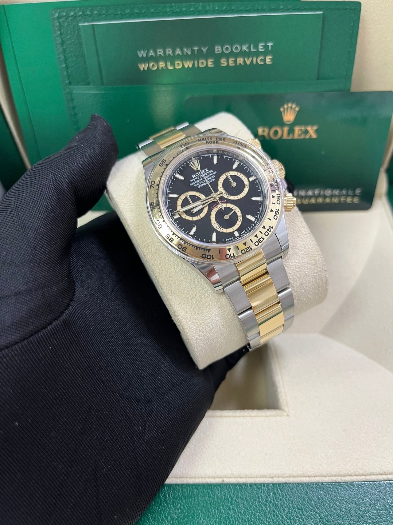 Rolex Cosmograph Daytona 40 mm Oystersteel and yellow gold 126503-0003 - Image 13