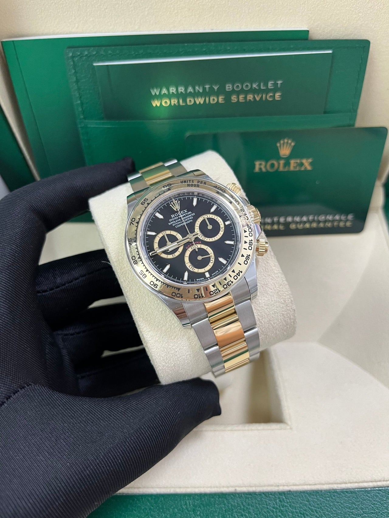 Rolex Cosmograph Daytona 40 mm Oystersteel and yellow gold 126503-0003 - Image 8
