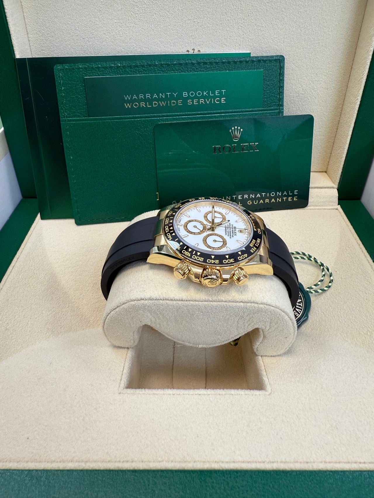 Rolex Daytona Yellow Gold Black Cerachrom Bezel White Index Dial Oysterflex Strap 126518ln - Image 4