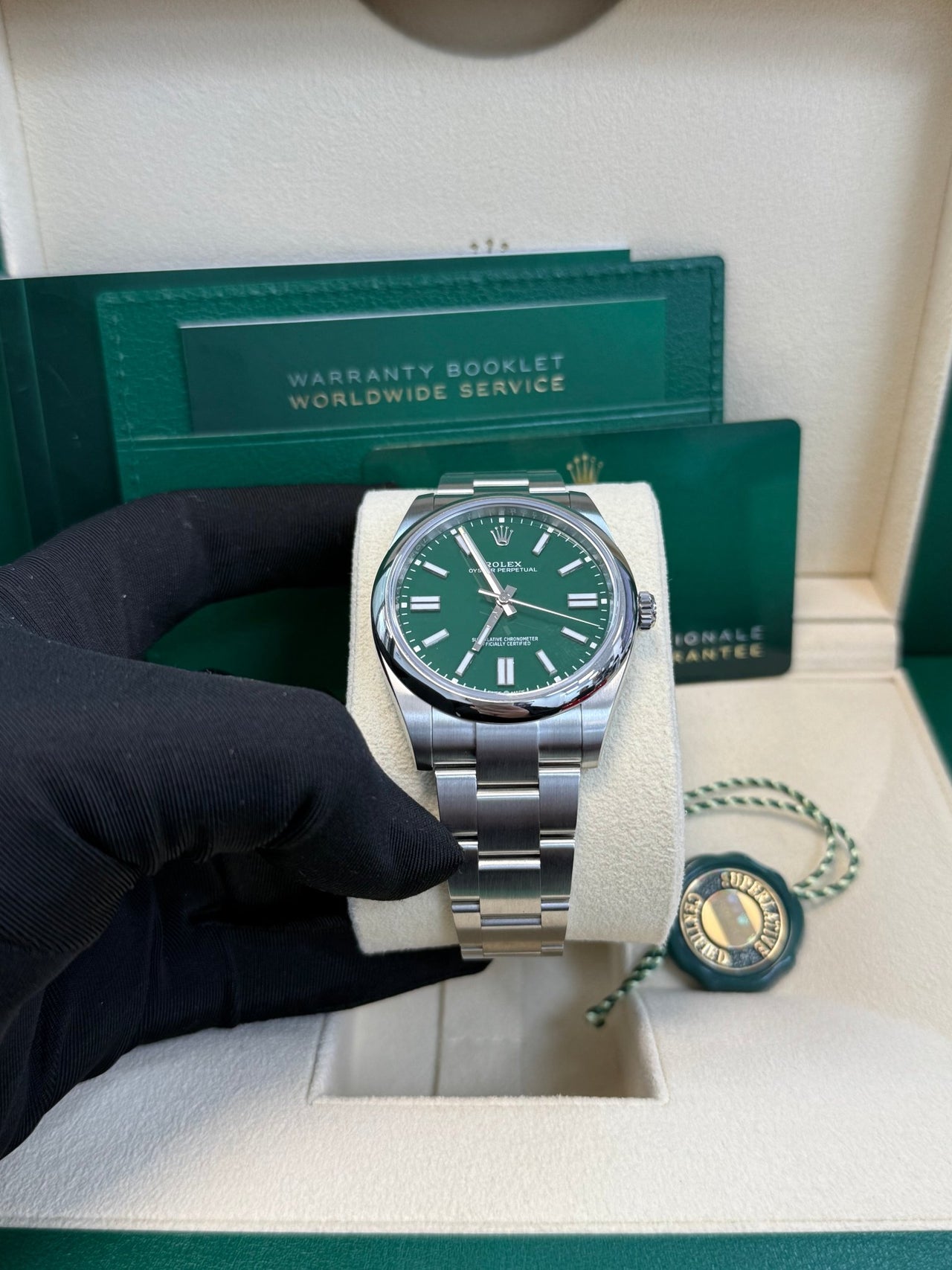 Rolex Oyster Perpetual 41 41 mm Oystersteel 134300-0004 - Image 13