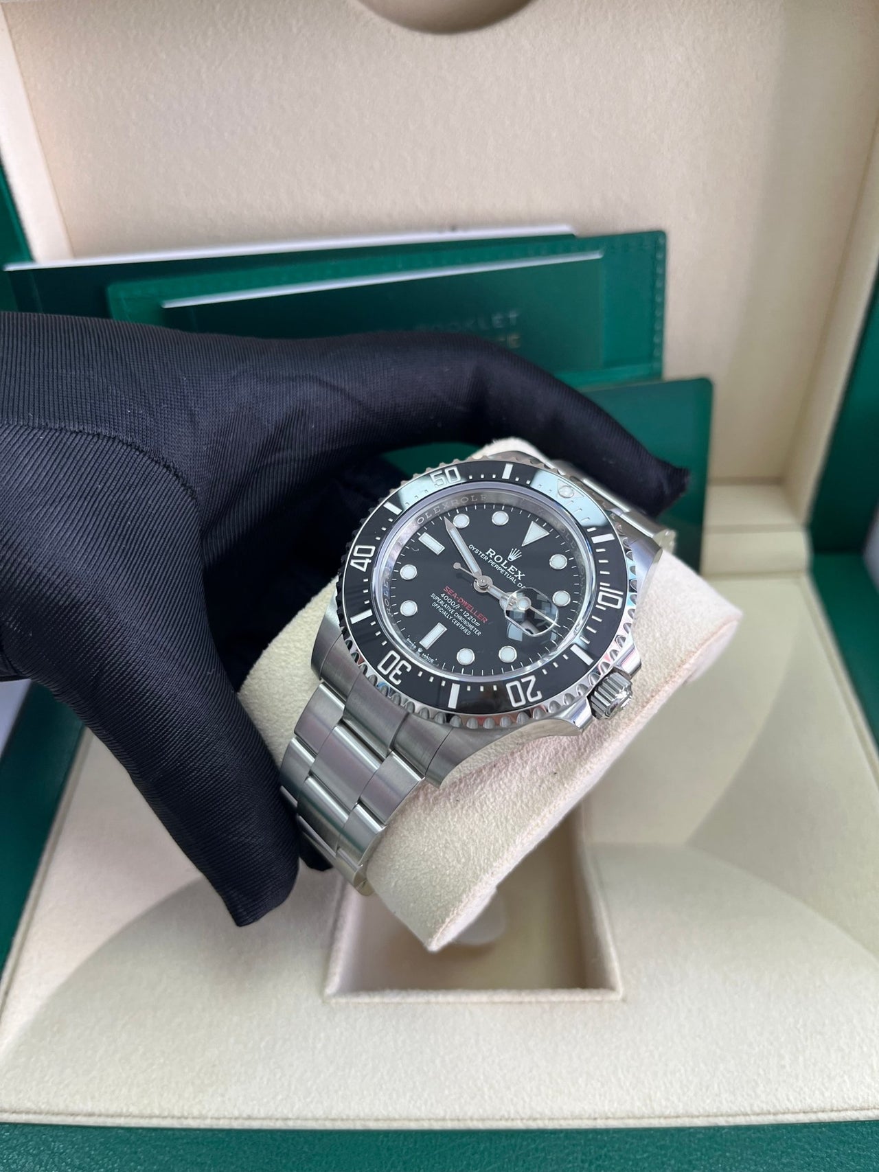 Rolex Sea-Dweller 43 mm Oystersteel 126600-0002 - Image 9