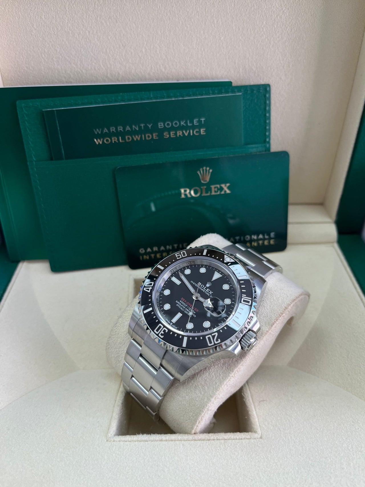 Rolex Sea-Dweller 43 mm Oystersteel 126600-0002 - Image 5