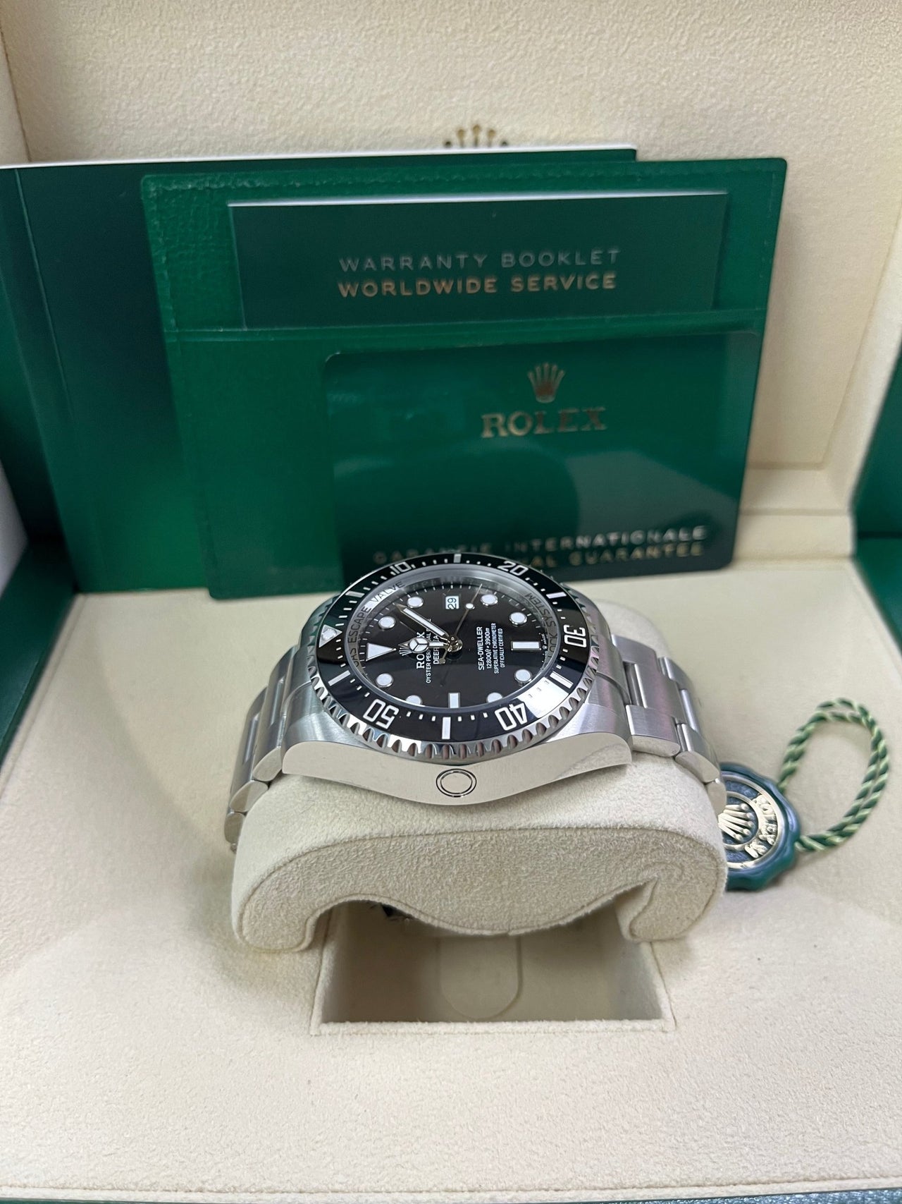 Rolex Rolex Deepsea 44 mm Oystersteel 136660-0006 - Image 3