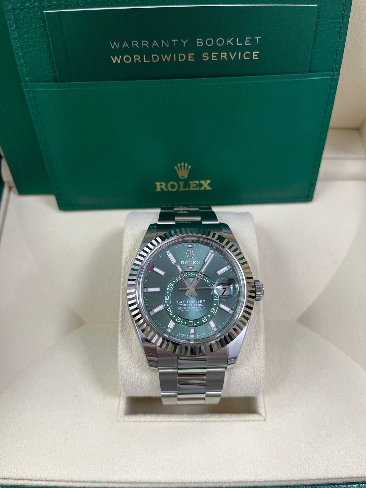 Rolex Sky-Dweller 42 mm Oystersteel and white gold 336934-0001 - Image 8