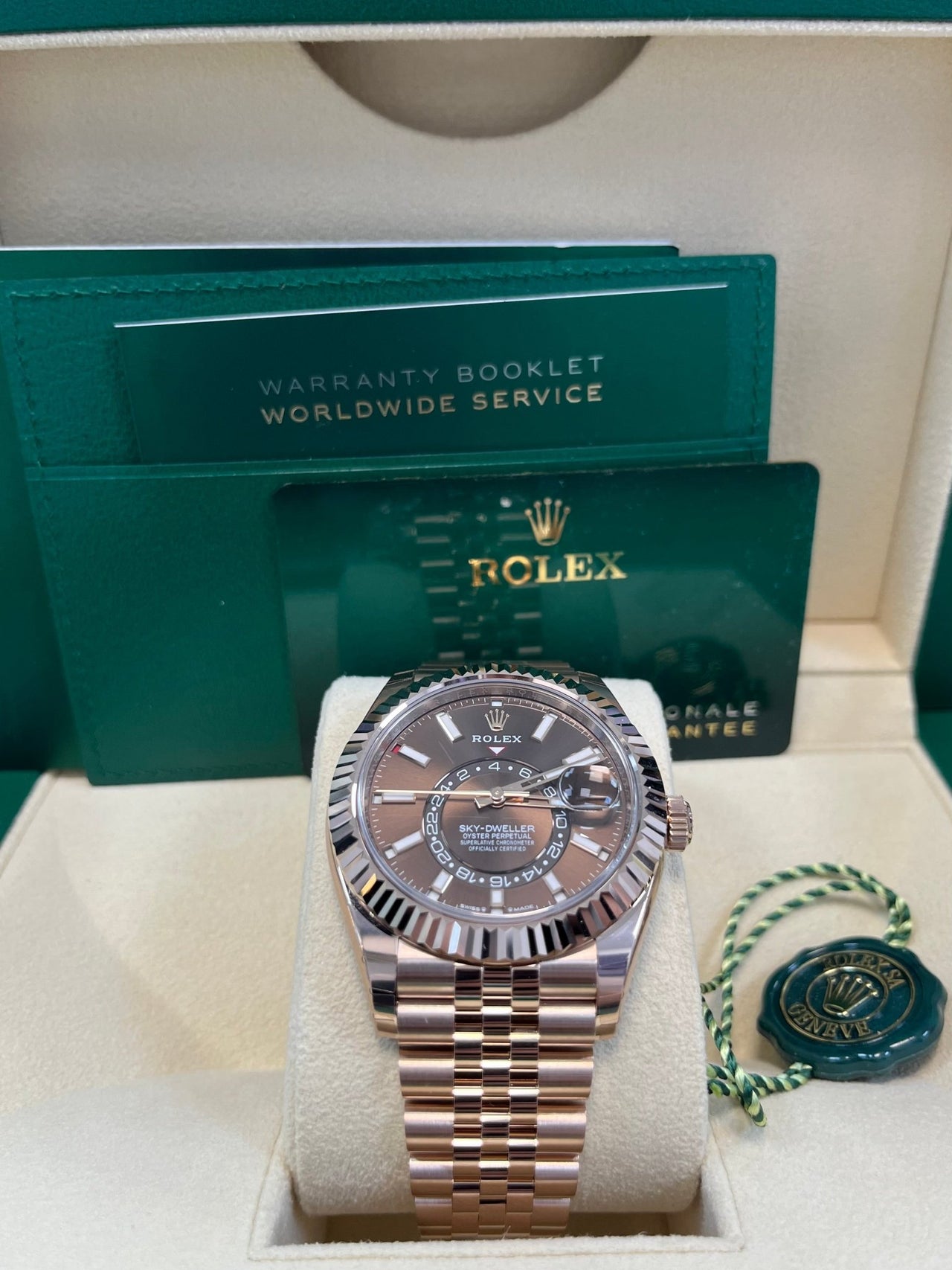 Rolex Sky-Dweller 42 mm Everose gold 336935-0006 - Image 2