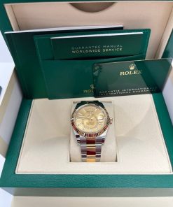 Alternative view of Rolex Sky-Dweller 42 mm Oystersteel and yellow gold 336933-0001