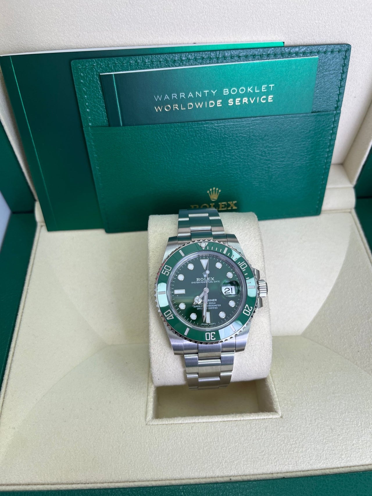 Rolex Submariner Date Stainless Steel "The Hulk" Green Dial 116610LV NEW ROLEX GREEN CARD - Image 12