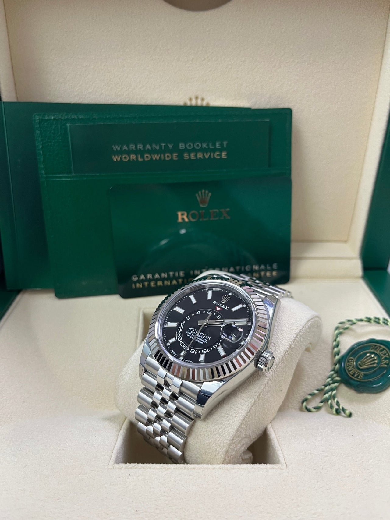 Rolex Sky-Dweller 42 mm Oystersteel and white gold 336934-0008 - Image 21