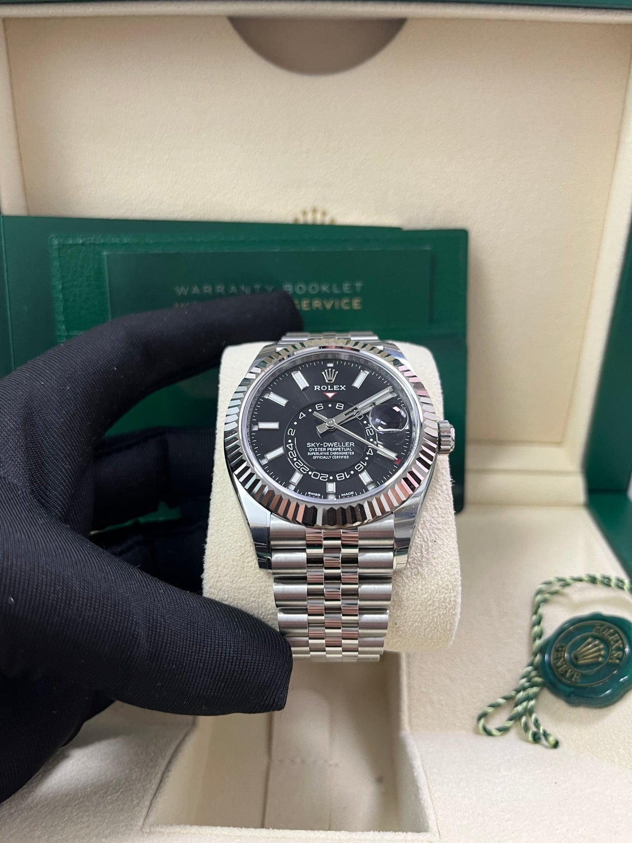 Rolex Sky-Dweller 42 mm Oystersteel and white gold 336934-0008 - Image 22