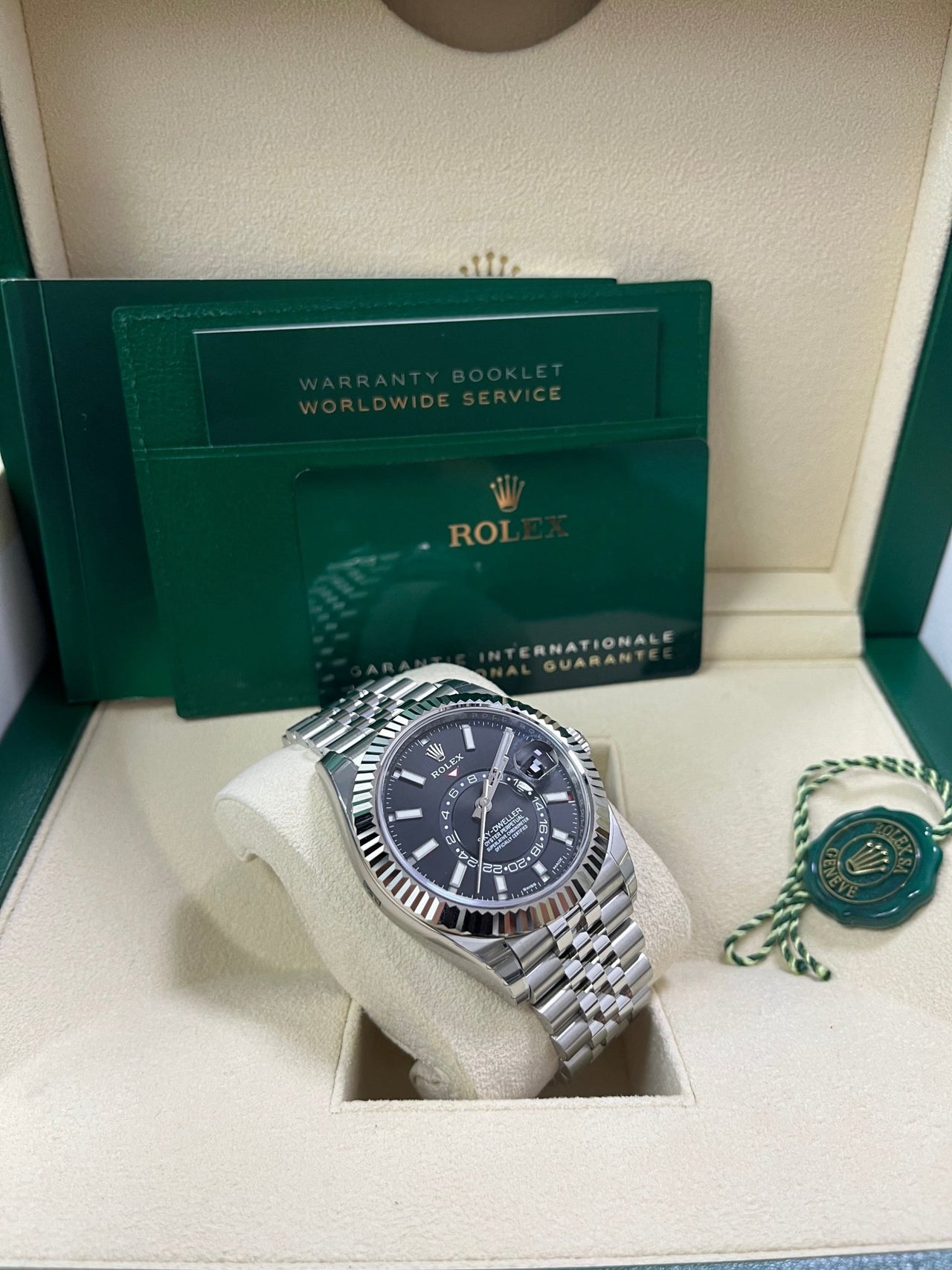 Rolex Sky-Dweller 42 mm Oystersteel and white gold 336934-0008 - Image 20